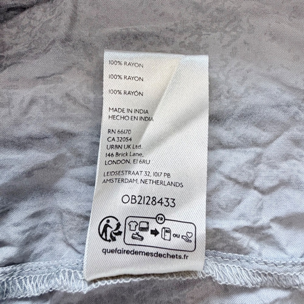 Pilcro Anthropologie Metallic Silver Foil Button Down Shirt Grey Rayon Large - Picture 10 of 10